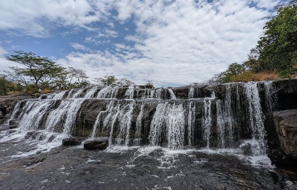 Aika Sunrise B&B at Kipengere Mpanga Game Reserve