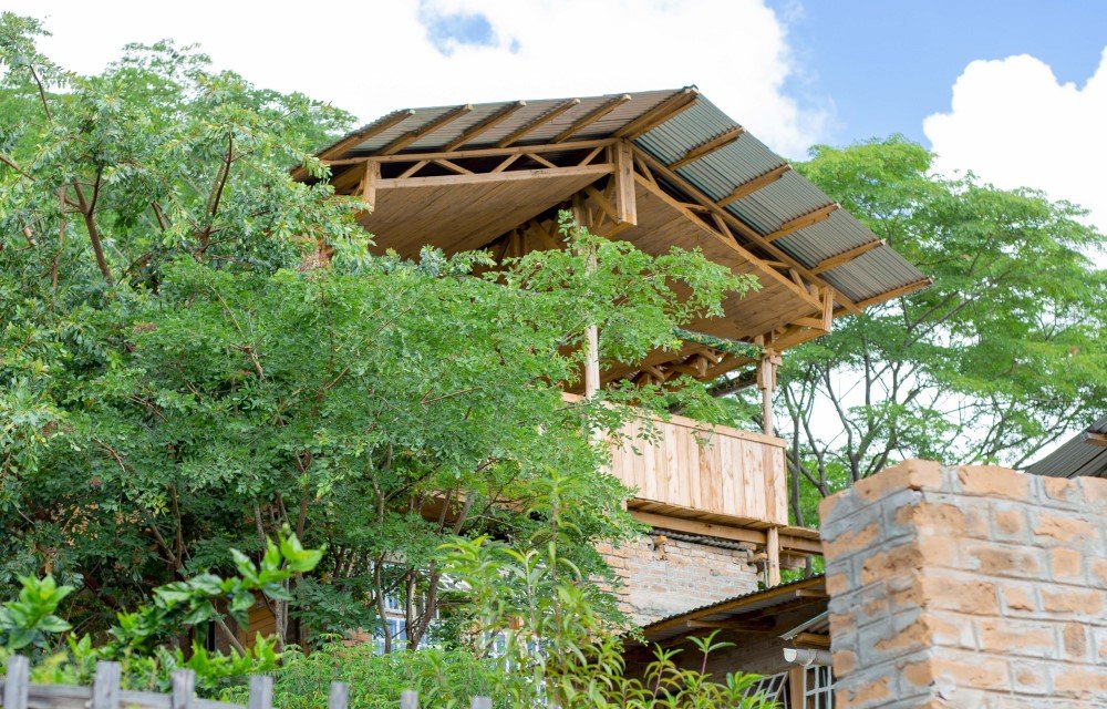Aika Sunrise B&B How Smart Travelers Choose the Right Stay for Short and Extended Visits in Iringa Pictures