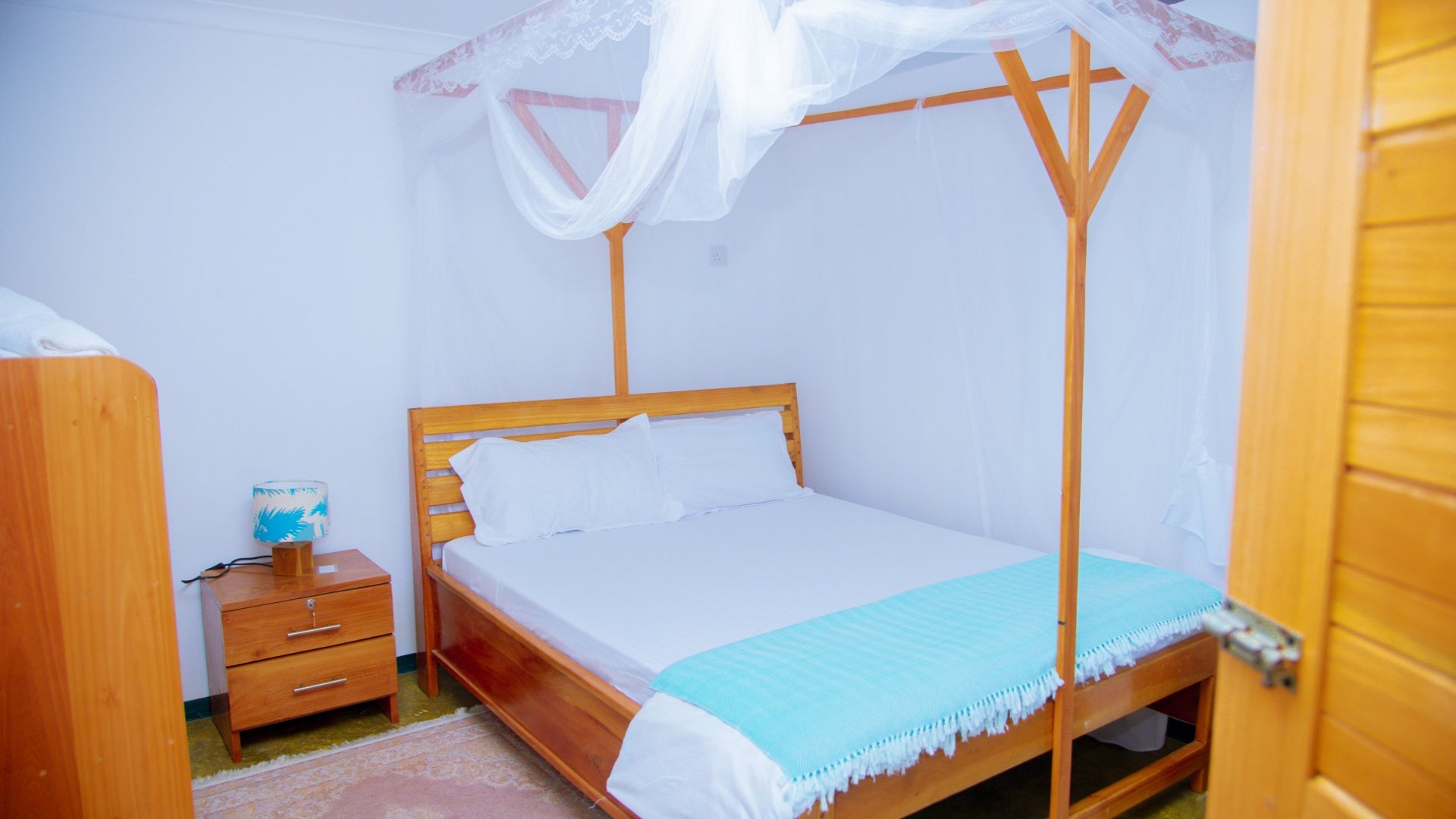 Aika Sunrise B and B